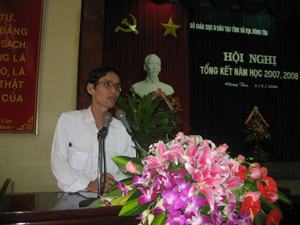 Thầy Lê Viết Khương - Hiệu trưởng nhà trường