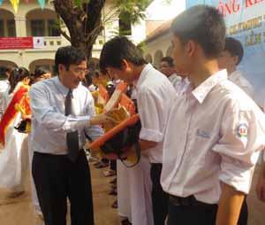 Trường THPT chuyên Lê Hồng Phong dẫn đầu kỳ thi Olympic 30-4