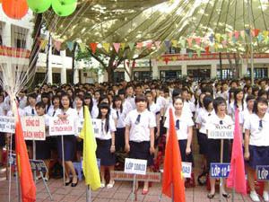 Trường THPT tư thục Ngô Thời Nhiệm: Phát động Tháng ATGT