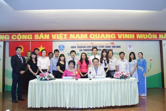 Trường ĐH Joongbu Hàn Quốc và Trường CĐ Công nghệ Thủ Đức ký kết hợp tác
