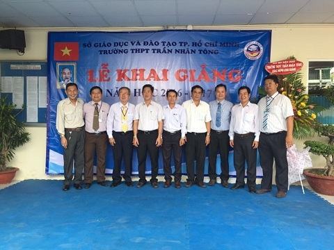 Trường THPT Trần Nhân Tông khai giảng năm học mới