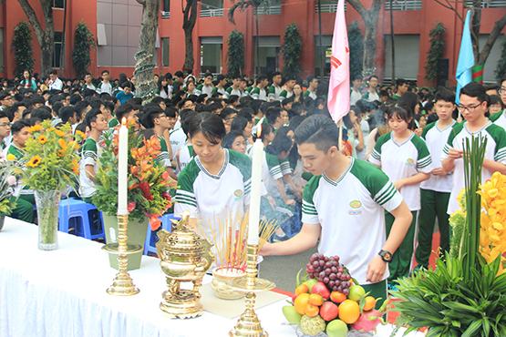 “Ôn cố tri tân” để phấn đấu thành người có ích