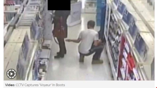 Truy tìm kẻ biến thái chụp lén dưới váy phụ nữ