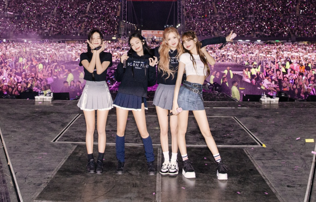 Truyền thông Hàn đưa tin về tranh cãi phí bản quyền concert BlackPink ở Việt Nam - Ảnh 1.