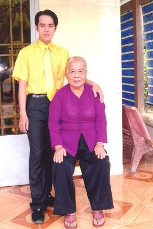 Từ hình ảnh người mẹ: nhìn về người phụ nữ Việt Nam