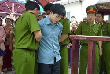 Tử hình bị cáo giết 2 cô gái cùng khu trọ