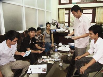 Từ nhà tù bước thẳng vào giảng đường ĐH