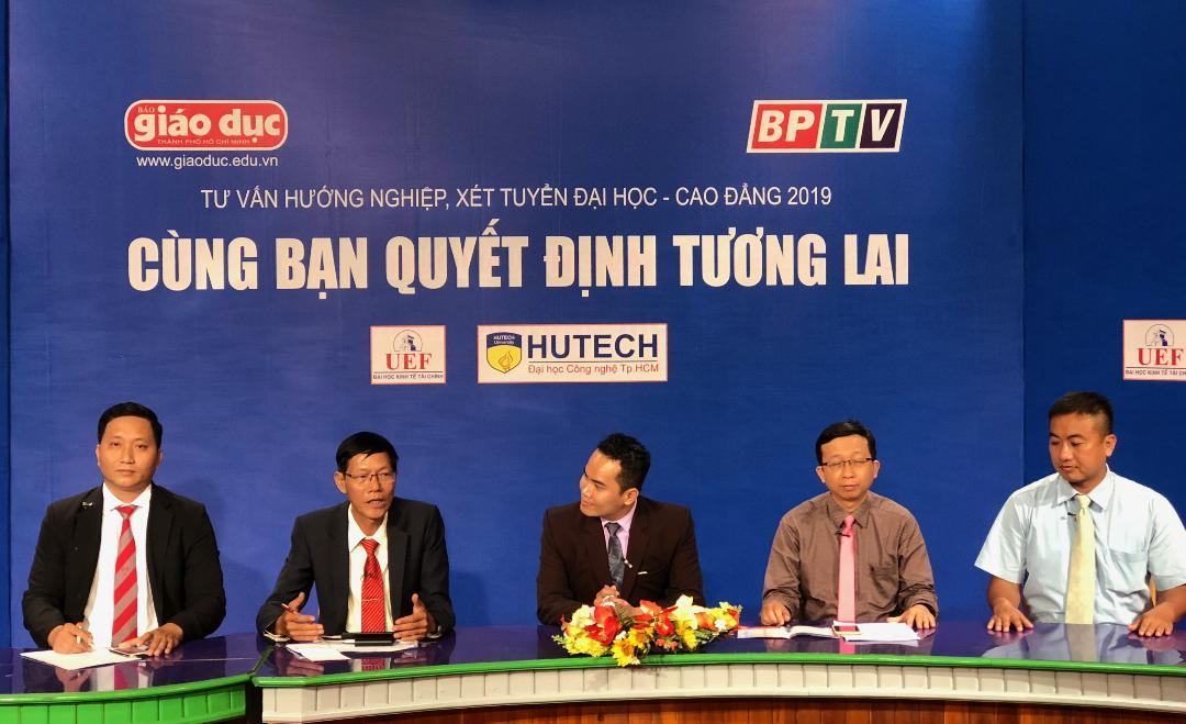 Báo Giáo dục TP.HCM: Tư vấn cách điều chỉnh nguyện vọng cho thí sinh 23 tỉnh thành