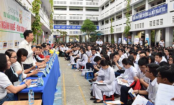 Đăng ký sớm, cơ hội trúng tuyển cao