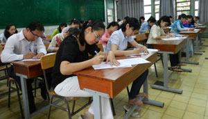 Tuyển giáo viên: Cuộc sát hạch gắt gao