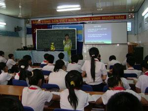 Tuyển sinh các lớp đầu cấp năm học 2011-2012: Công khai kế hoạch tuyển sinh để phụ huynh học sinh hiểu rõ