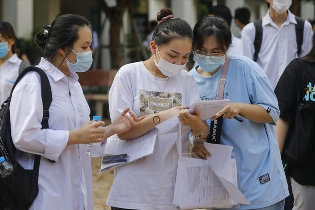 Tuyển sinh đại học 2022: Hoang mang giữa ma trận thông tin ảnh 1