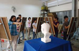 Tuyển sinh ĐH, CĐ 2011: “Hành trang” cho thí sinh thi môn năng khiếu