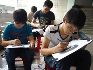 Tuyển sinh ĐH, CĐ 2013: 10 trường không thi “3 chung”