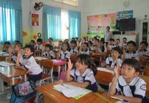 Tuyển sinh lớp 1: Lo lắng vì HS tăng đột biến