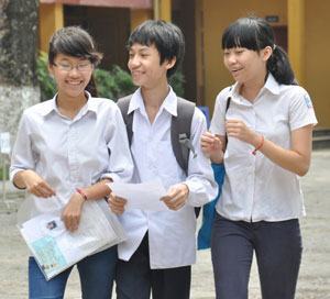 Tuyển sinh lớp 10 tại Hà Nội: Đề thi môn ngữ văn khá hay