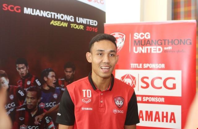 Tuyển thủ Thái Lan nhắn nhủ Công Phượng