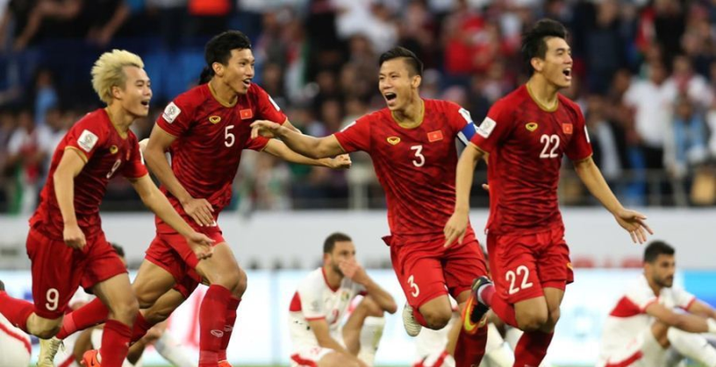 Tuyển Việt Nam “ôm” cả World Cup, AFF Cup: Vì đâu thầy Park tự tin?