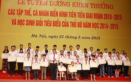 Ngành GD-ĐT thủ đô: Tuyên dương 1.200 cá nhân tiêu biểu