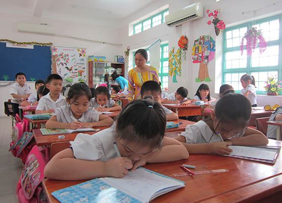 Năm học 2017-2018:  Đảm bảo chỗ học cho học sinh