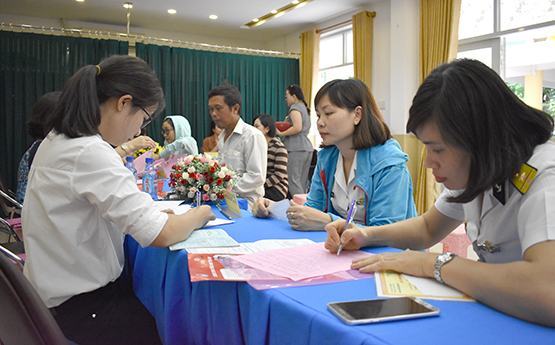 Tuyển sinh lớp 1: Siết chặt trái tuyến