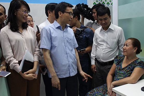 Trạm y tế công – tư: Nên phi lợi nhuận tái đầu tư