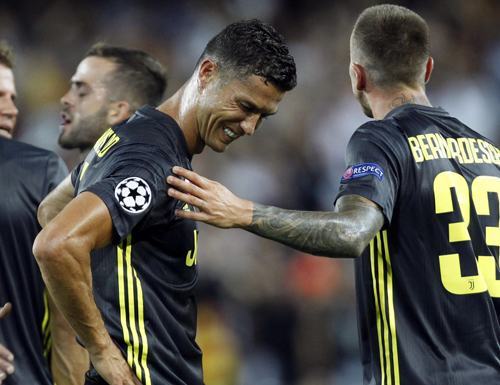 UEFA vào cuộc, Ronaldo đối mặt án treo giò 3 trận