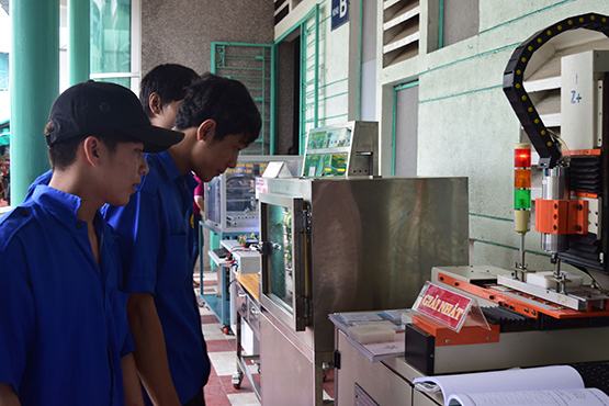 Ưu tiên đào tạo nhân lực cách mạng công nghiệp 4.0