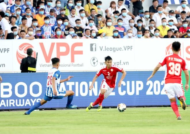 V-League trở lại lần 2 và sân đón khán giả?