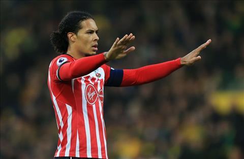 Van Dijk tuyên bố ra đi, bắn tín hiệu cho Arsenal và Liverpool