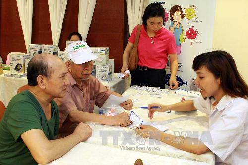 Vận động 30 phút mỗi ngày để phòng chống tăng huyết áp