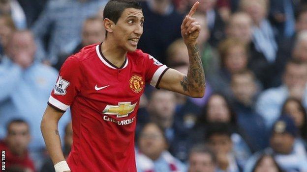 Van Gaal lý giải việc “bẻ giò” Di Maria