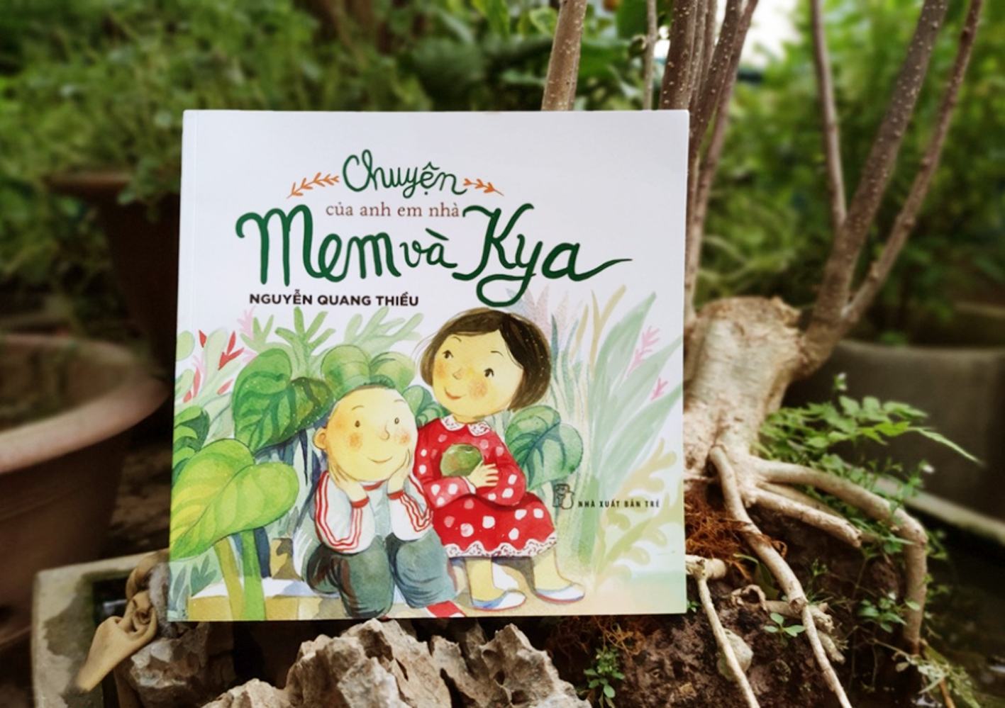 Văn học thiếu nhi cần “bệ đỡ” của người lớn