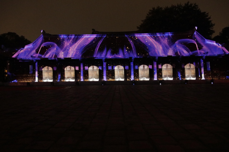 Văn Miếu “chạy đua” công nghệ trưng bày - ảnh 1