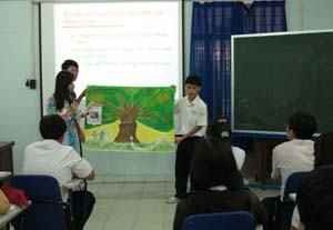 “Vấn nạn” học đường: Đừng đổ hết cho giáo viên chủ nhiệm