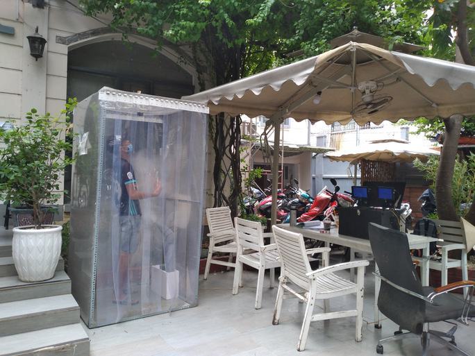 Vất vả làm phim mùa dịch