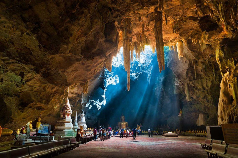 Hang động Khao Luang