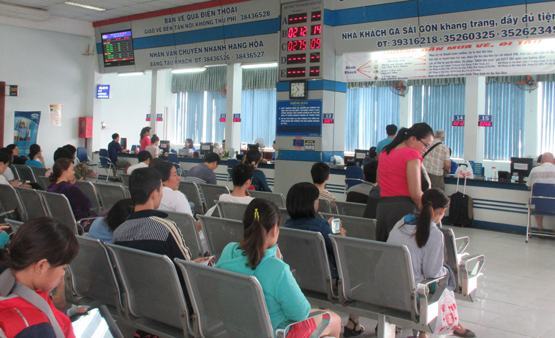 Ngày mai: Ga Sài Gòn bán 17.500 vé tàu Tết đợt 2