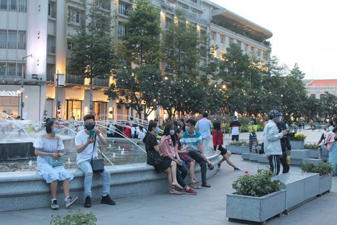 Vì sao chưa thể công bố hết dịch ? - ảnh 1