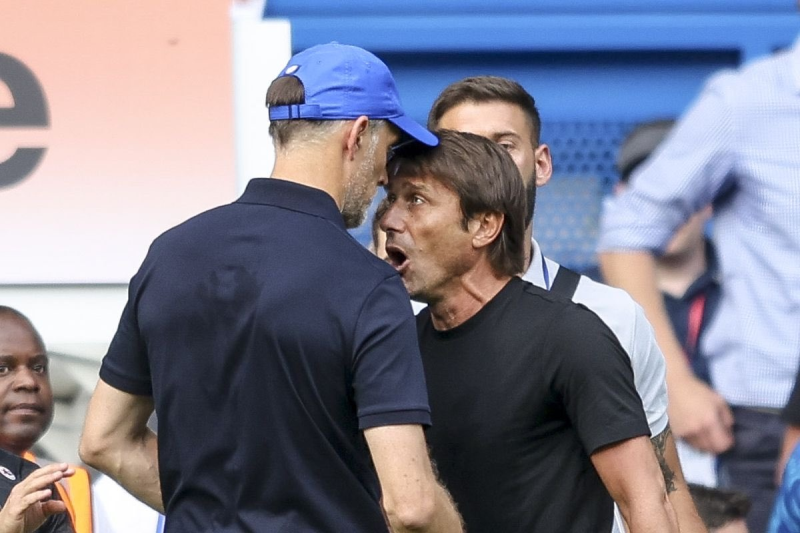 Vì sao HLV Tuchel nhận án phạt nặng hơn HLV Conte trong vụ ẩu đả?