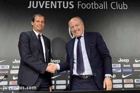 Đằng sau chiến công của thầy trò HLV Allegri là tài xoay xở của GĐTT Marotta (bên phải)