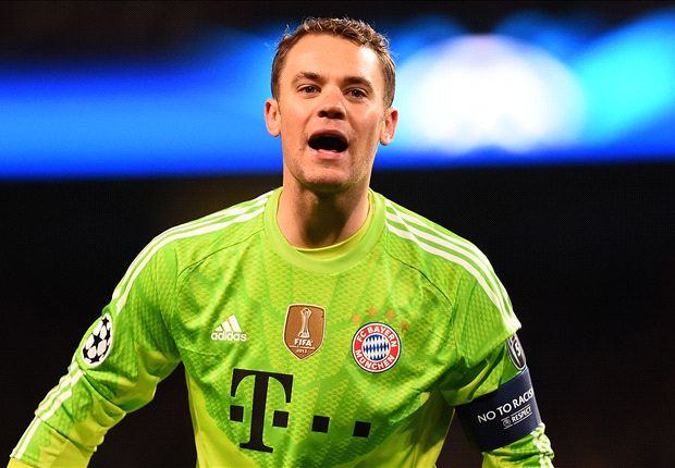 Vì sao Neuer không xứng giành QBV bằng Ronaldo