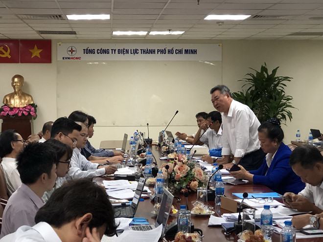 TP.HCM có nhiều khách hàng khiếu nại tiền điện /// Chí Nhân