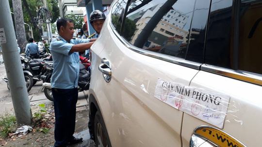 Quận 1 tiếp tục xuống đường dẹp vỉa hè