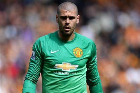 Victor Valdes bất ngờ đòi rời M.U