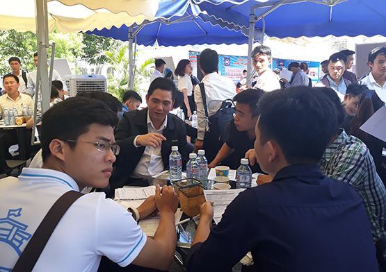 Hơn 1.000 vị trí việc làm cho sinh viên Đà Nẵng