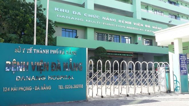 Bệnh nhân 428 đang điều trị tại Bệnh viện Đà Nẵng /// Ảnh An Dy