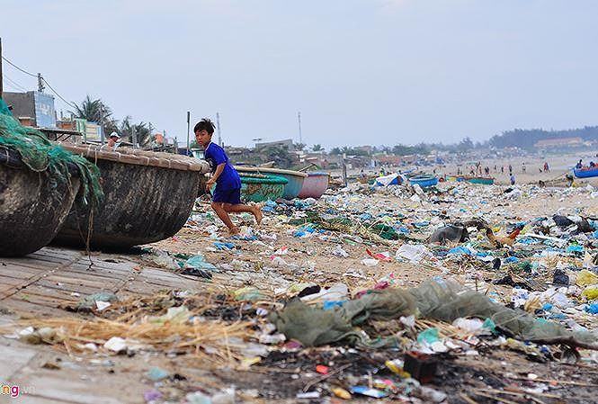 Việt Nam phát động cuộc chiến với rác thải nhựa - ảnh 1