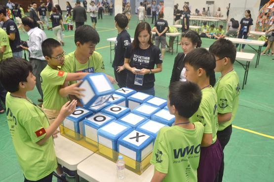 Việt Nam đoạt 2 HCĐ cuộc thi Toán học thế giới 2016