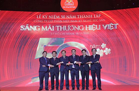 Vissan kỷ niệm 50 thành lập công ty